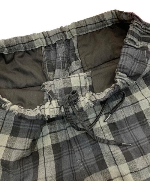 UNIVERSAL PRODUCTS.（ユニバーサルプロダクツ）UNIVERSAL PRODUCTS. (ユニバーサルプロダクツ) WOOL EASY OVER PANTS　253-60510 ネイビー サイズ:3の古着・服飾アイテム