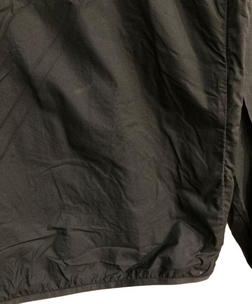 MOUNTAIN HARD WEAR（マウンテンハードウェア）MOUNTAIN HARD WEAR (マウンテンハードウェア) コアエアシェルフーデッドジャケット ブラック サイズ:Sの古着・服飾アイテム