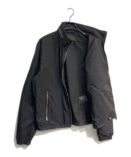 PRADA（プラダ）PRADA (プラダ) ロゴプレートナイロンジャケット　SGP793 ブラック サイズ:50の古着・服飾アイテム
