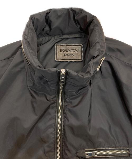 PRADA（プラダ）PRADA (プラダ) ロゴプレートナイロンジャケット　SGP793 ブラック サイズ:50の古着・服飾アイテム