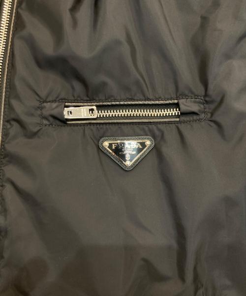 PRADA（プラダ）PRADA (プラダ) ロゴプレートナイロンジャケット　SGP793 ブラック サイズ:50の古着・服飾アイテム