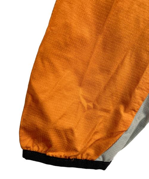 MOUNTAIN HARD WEAR（マウンテンハードウェア）MOUNTAIN HARD WEAR (マウンテンハードウェア) ガイレストジャケット オレンジ サイズ:M 未使用品の古着・服飾アイテム