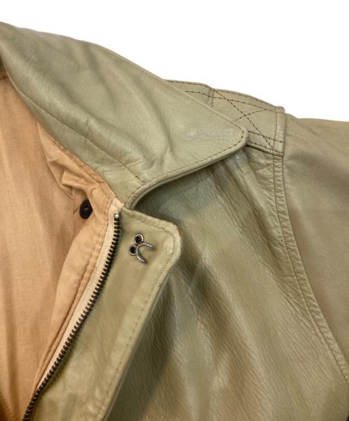 AVIREX（アヴィレックス）AVIREX (アヴィレックス) A-2レザーフライトジャケット　USA製　2107 ベージュ サイズ:38の古着・服飾アイテム