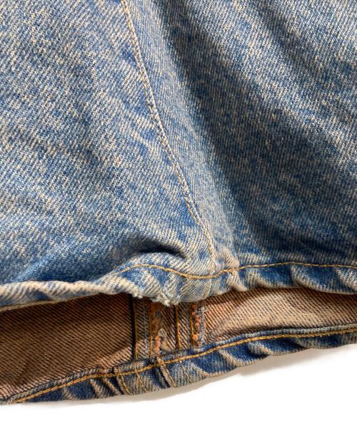 NVRFRGT（ネヴァーフォーゲット）NVRFRGT (ネヴァーフォーゲット) 3D TWISTED JEANS　EXST242P02 インディゴ サイズ:2の古着・服飾アイテム