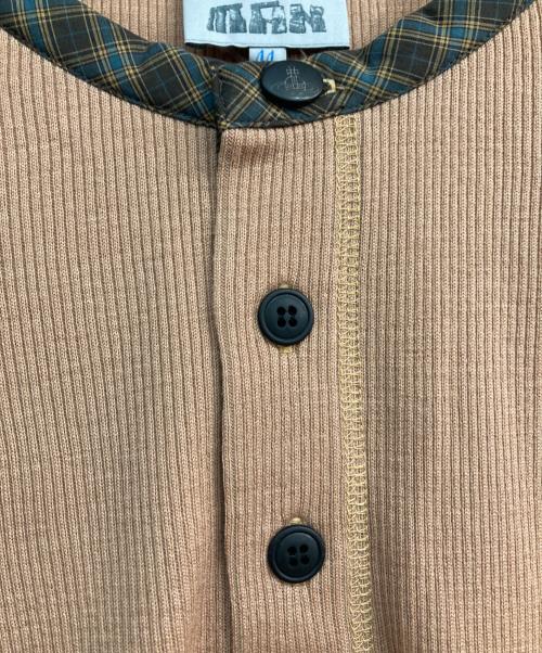 Vivienne Westwood man（ヴィヴィアン ウェストウッド マン）Vivienne Westwood man (ヴィヴィアン ウェストウッド マン) ヘンリーネックカットソー ブラウン サイズ:44 未使用品の古着・服飾アイテム