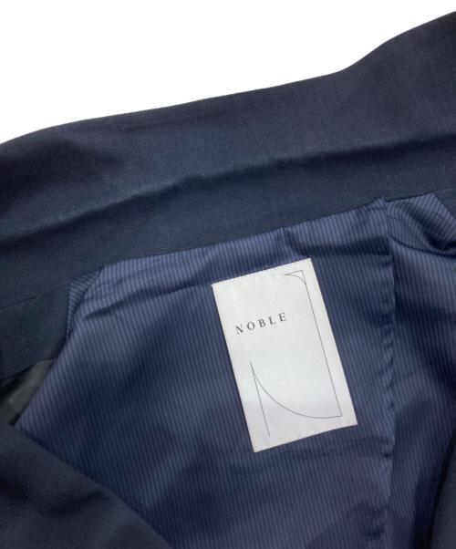 Noble（ノーブル）Noble (ノーブル) 麻ストレッチピークドラペルダブルジャケット　22010240501120 ネイビー サイズ:38の古着・服飾アイテム