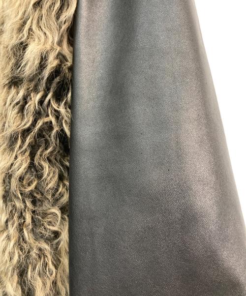 C.ROUAN（セ・ルーアン）C.ROUAN (セ・ルーアン) ラムファーレザー切り替えコート ブラック サイズ:MLの古着・服飾アイテム
