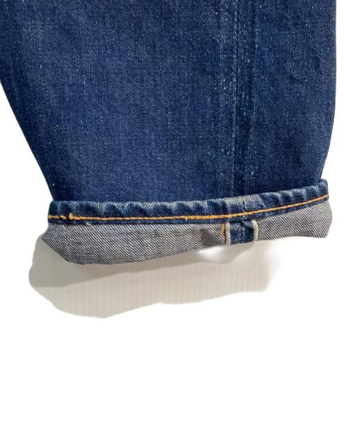 LEVI'S（リーバイス）LEVI'S (リーバイス) 501ボタンフライ デニムパンツ　BIG E ボタン裏2 平行ステッチ 足長R インディゴ サイズ:不明の古着・服飾アイテム