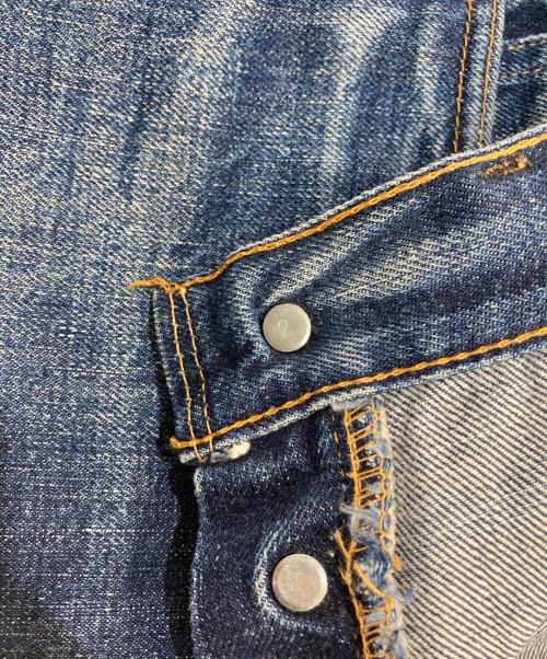 LEVI'S（リーバイス）LEVI'S (リーバイス) 501ボタンフライ デニムパンツ　BIG E ボタン裏2 平行ステッチ 足長R インディゴ サイズ:不明の古着・服飾アイテム