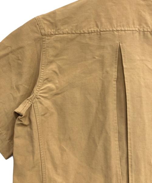 BALENCIAGA（バレンシアガ）BALENCIAGA (バレンシアガ) 半袖シャツ ベージュ サイズ:36の古着・服飾アイテム