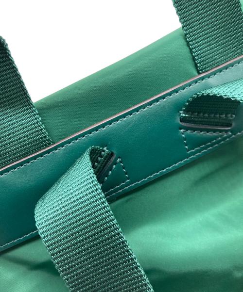 TORY BURCH（トリーバーチ）TORY BURCH (トリーバーチ) ワッペンナイロンリュック グリーンの古着・服飾アイテム