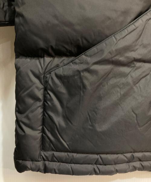 SUPREME（シュプリーム）Supreme (シュプリーム) Glitter Yoke Down Puffer Jacket ブラック×レッド サイズ:Ⅼの古着・服飾アイテム