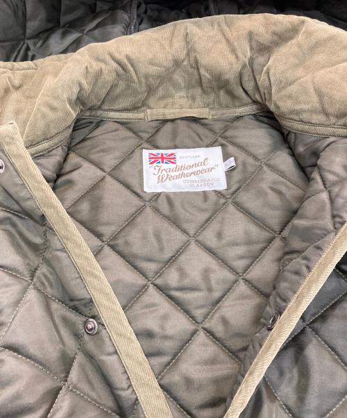 Traditional Weatherwear（トラディショナルウェザーウェア）Traditional Weatherwear (トラディショナルウェザーウェア) SLOBE IENA (スローブ イエナ) MALET/ DET HOODコート カーキ サイズ:36の古着・服飾アイテム