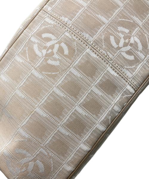 CHANEL（シャネル）CHANEL (シャネル) トートバッグ　ニュートラベルライン ベージュの古着・服飾アイテム