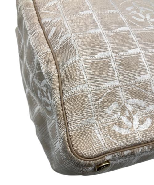 CHANEL（シャネル）CHANEL (シャネル) トートバッグ　ニュートラベルライン ベージュの古着・服飾アイテム