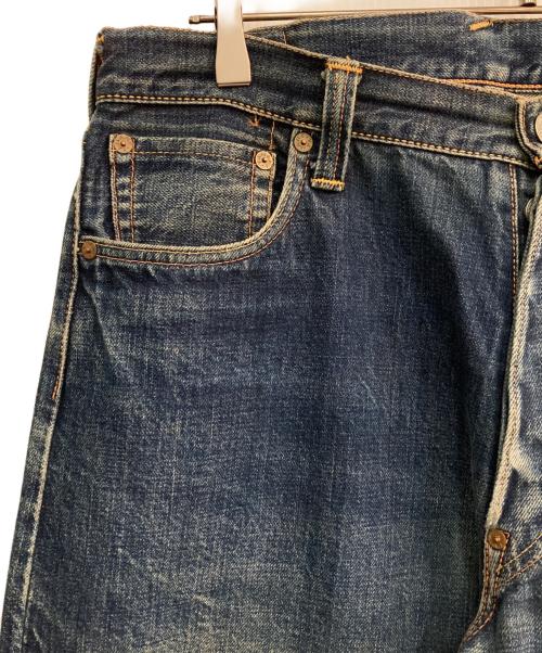 EVISU（エヴィス）EVISU (エヴィス) 2001 NO.1 SPECIAL 赤刺繍デニムパンツ インディゴ サイズ:W36×L35の古着・服飾アイテム