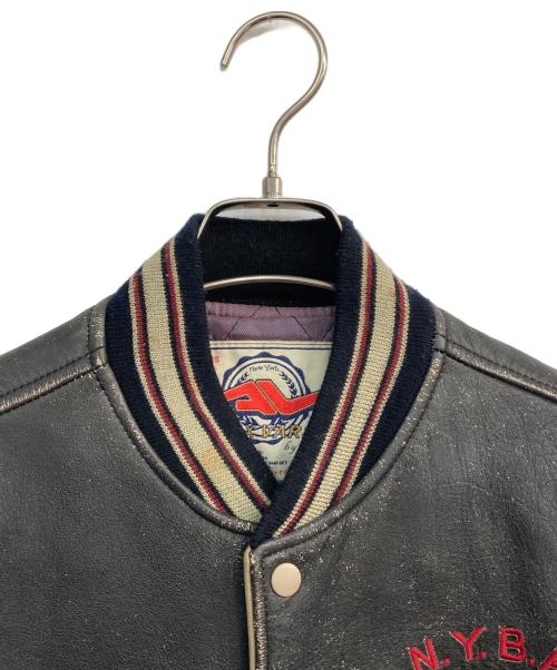 AVIREX（アヴィレックス）AVIREX (アヴィレックス) HORSEHIDE バーシティレザージャケット ブラック×ベージュ サイズ:Mの古着・服飾アイテム