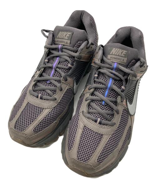 NIKE（ナイキ）NIKE (ナイキ) ZOOM VOMERO 5 グレー サイズ:28cmの古着・服飾アイテム