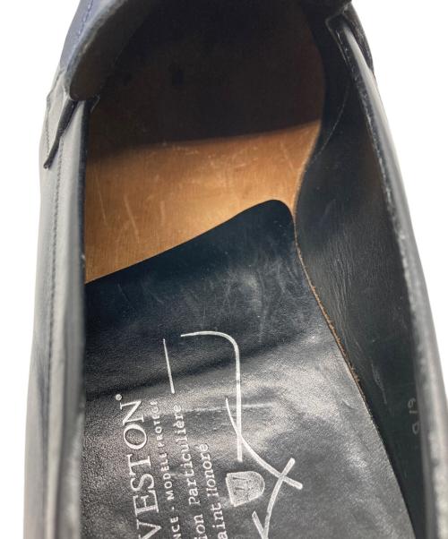 J.M.WESTON（ジェイエムウエストン）J.M.WESTON (ジェイエムウエストン) 180SIGNATURE LOAFER ネイビー×ブラック サイズ:6 1/2Dの古着・服飾アイテム