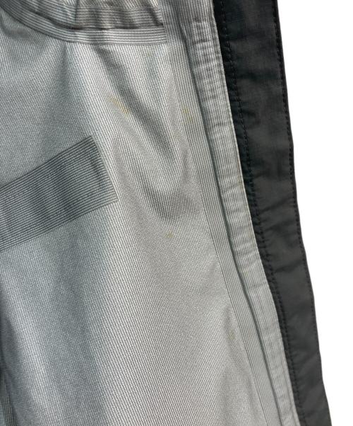 Patagonia（パタゴニア）Patagonia (パタゴニア) Torrentshell 3L Jacket　85240 グレー サイズ:Mの古着・服飾アイテム