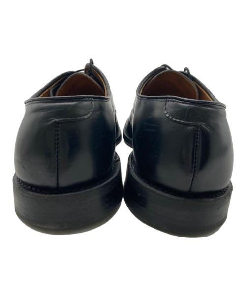 Allen Edmonds（アレン エドモンズ）Allen Edmonds (アレン エドモンズ) パンチドキャップトゥ ドレスシューズ ブラック サイズ:8の古着・服飾アイテム