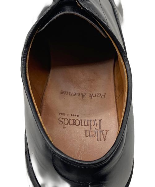 Allen Edmonds（アレン エドモンズ）Allen Edmonds (アレン エドモンズ) パンチドキャップトゥ ドレスシューズ ブラック サイズ:8の古着・服飾アイテム