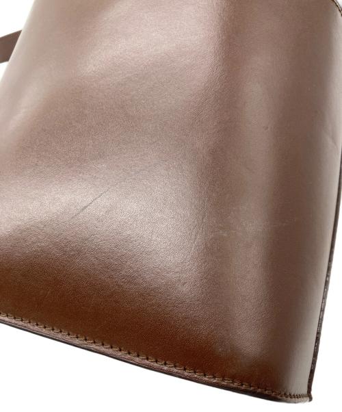 A.P.C.（アーペーセー）A.P.C. (アーペーセー) バケツショルダーバッグ ブラウンの古着・服飾アイテム