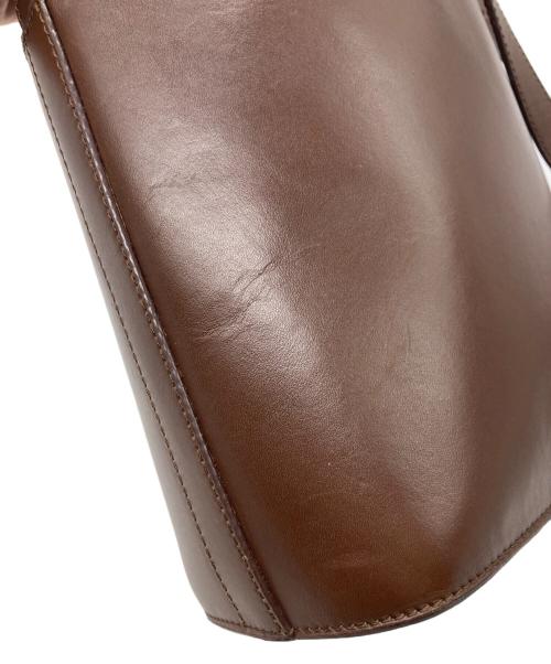 A.P.C.（アーペーセー）A.P.C. (アーペーセー) バケツショルダーバッグ ブラウンの古着・服飾アイテム