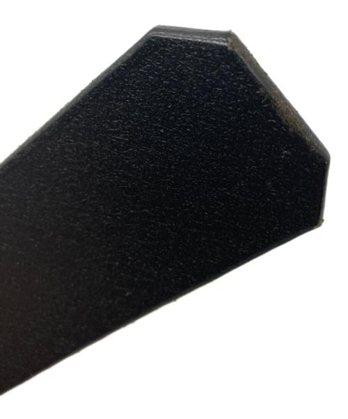 ISAMU KATAYAMA BACKLASH（イサムカタヤマ・バックラッシュ）ISAMU KATAYAMA BACKLASH (イサムカタヤマ・バックラッシュ) レザーベルト ブラックの古着・服飾アイテム