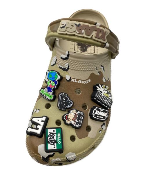 X-LARGE（エクストララージ）X-LARGE (エクストララージ) crocs (クロックス) サンダル カーキ サイズ:26cmの古着・服飾アイテム