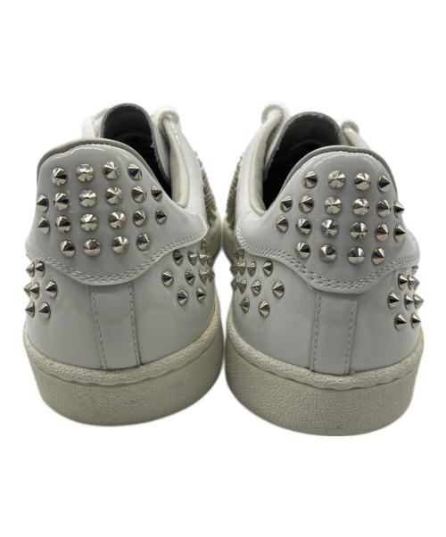 PATRICK（パトリック）PATRICK (パトリック) sakayori (サカヨリ) スタッズローカットスニーカー ホワイト サイズ:44の古着・服飾アイテム