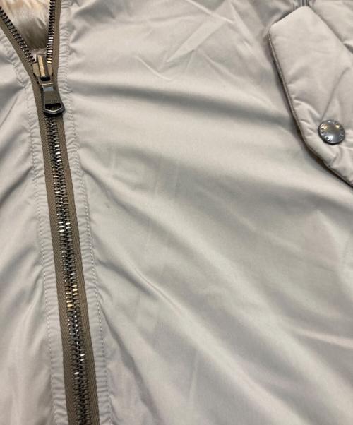 TATRAS（タトラス）TATRAS (タトラス) ISERA ラクーンファーリバーシブルダウンコート　LTA19A4706 ベージュ×グレー サイズ:02の古着・服飾アイテム