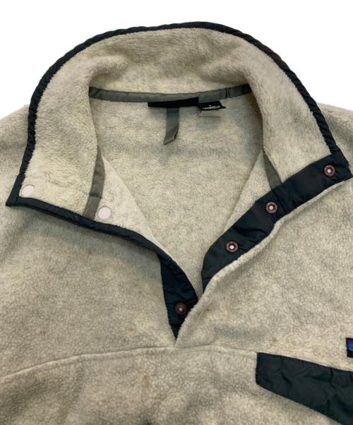 Patagonia（パタゴニア）Patagonia (パタゴニア) シンチラスナップTフリースプルオーバー　 05年製　25450 ベージュ サイズ:Lの古着・服飾アイテム