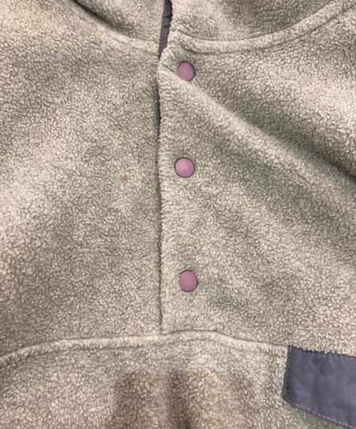 Patagonia（パタゴニア）Patagonia (パタゴニア) 90’sシンチラスナップTフリースプルオーバー　25450　99年製 カーキ サイズ:Lの古着・服飾アイテム