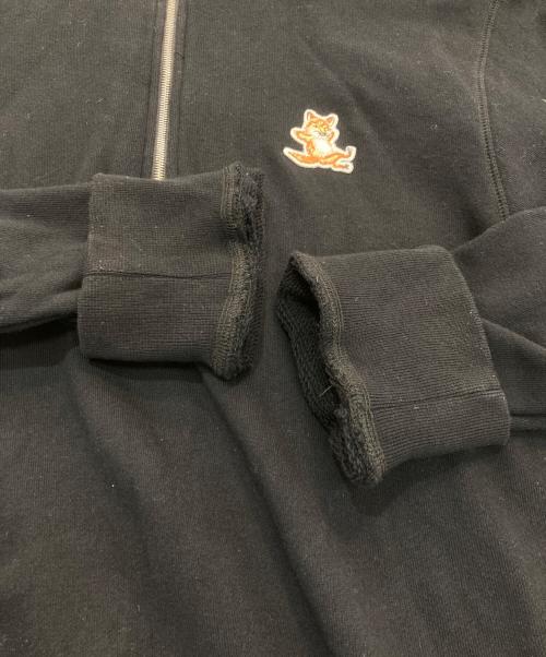 maison kitsune（メゾンキツネ）MAISON KITSUNE (メゾンキツネ) ハーフジップパーカー　EU00310KJ0039 ブラック サイズ:Sの古着・服飾アイテム