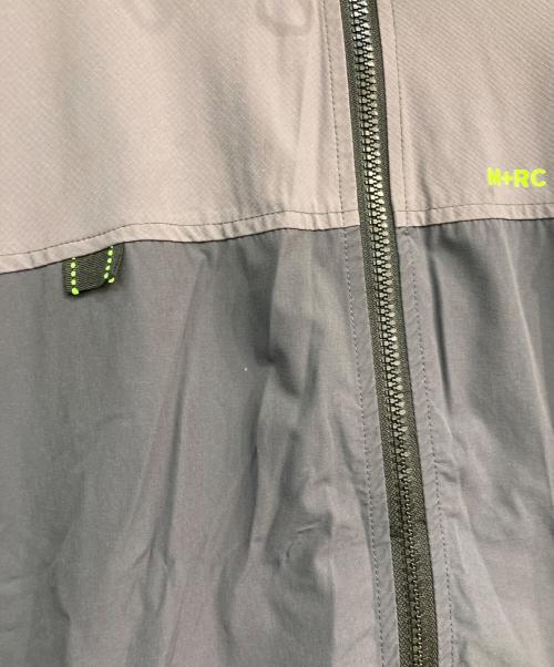 M+RC NOIR（マルシェノア）M+RC NOIR (マルシェノア) ナイロンジャケット グレー サイズ:Mの古着・服飾アイテム