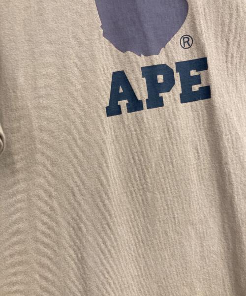 A BATHING APE（アベイシングエイプ）A BATHING APE (アベイシングエイプ) ロゴプリントカレッジTシャツ ブラウン サイズ:２XLの古着・服飾アイテム