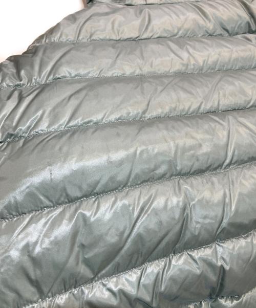 HERNO（ヘルノ）HERNO (ヘルノ) ジップフード付きパファージャケット　Resort　PI00089DR-12017 グリーン サイズ:40の古着・服飾アイテム