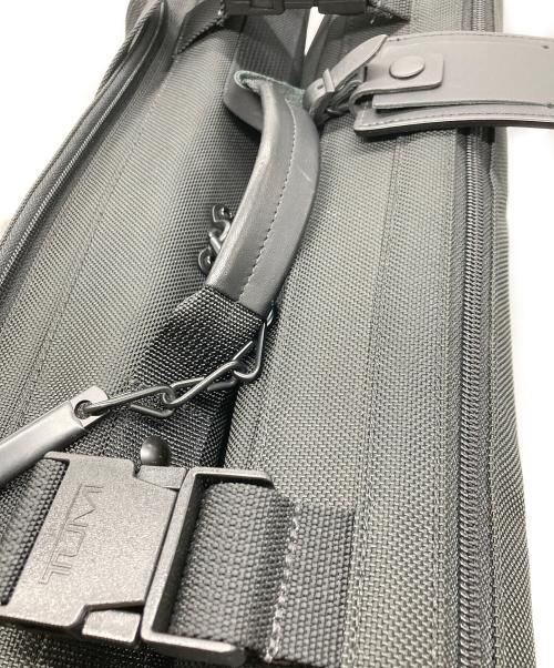 TUMI（トゥミ）TUMI (トゥミ) トライフォールド キャリーオン ガーメントバッグ ブラックの古着・服飾アイテム