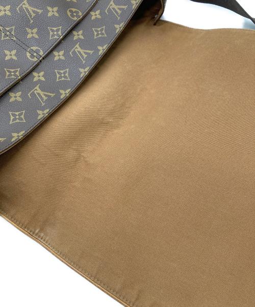 LOUIS VUITTON（ルイ ヴィトン）LOUIS VUITTON (ルイ ヴィトン) ショルダーバッグ　モノグラム　アベス ブラウンの古着・服飾アイテム