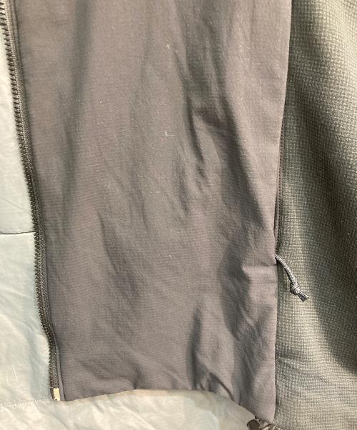 ARC'TERYX（アークテリクス）ARC'TERYX (アークテリクス) ATOM LT HOODY　90-00‘s 旧タグ サンウエスト ブラック サイズ:Sの古着・服飾アイテム