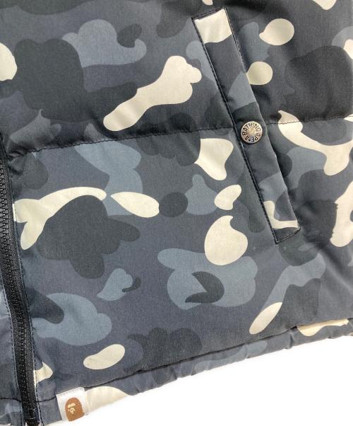 A BATHING APE（ア ベイシング エイプ）A BATHING APE (ア ベイシング エイプ) CITY CAMO REVERSIBLE DOWN VEST　001DNK801010M ブラック サイズ:Mの古着・服飾アイテム