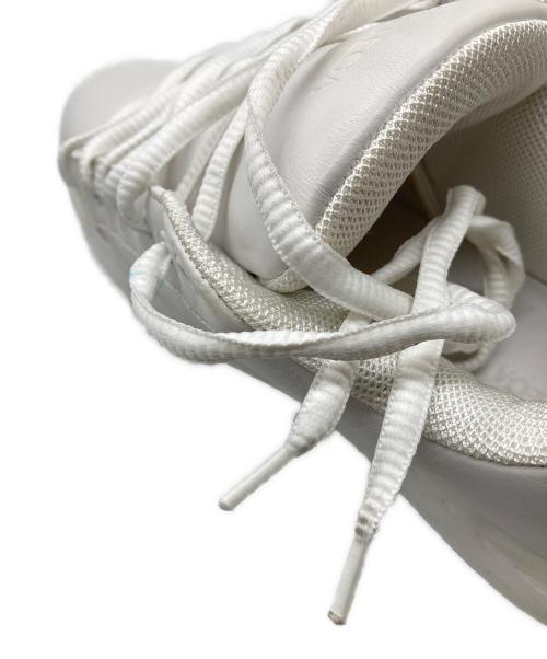 BOTTEGA VENETA（ボッテガベネタ）BOTTEGA VENETA (ボッテガベネタ) PILLOW SNEAKERS ホワイト サイズ:41の古着・服飾アイテム