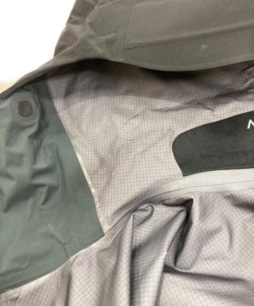 ARC'TERYX（アークテリクス）ARC'TERYX (アークテリクス) ALPHA SV JACKET　カナダ製　18082 ブラック サイズ:XSの古着・服飾アイテム