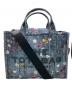 MARC JACOBS（マークジェイコブズ）の古着「TROMPE LOEIL TRINKET CANVAS MEDIUM TOTE BAG　2R5HTT018H02」｜ロイヤルブルー