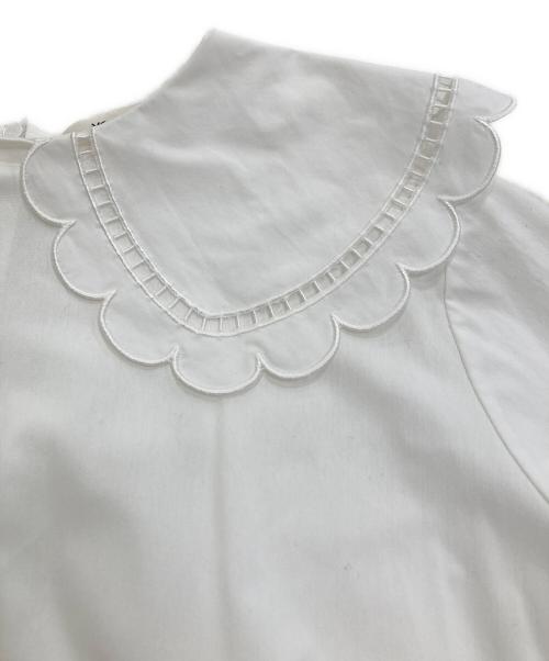 YORI（ヨリ）yori (ヨリ) スカラップカラーロンTee ホワイト サイズ:-の古着・服飾アイテム