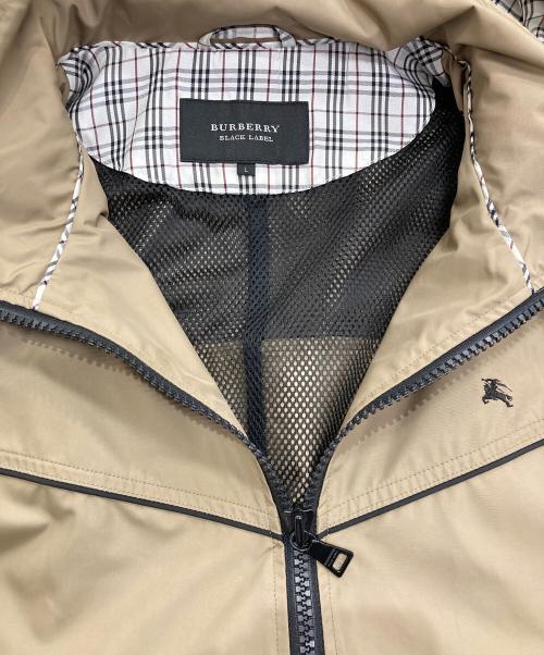 BURBERRY BLACK LABEL（バーバリーブラックレーベル）BURBERRY BLACK LABEL (バーバリーブラックレーベル) フーデッドジャケット　BMP01-200-44 ベージュ サイズ:Lの古着・服飾アイテム
