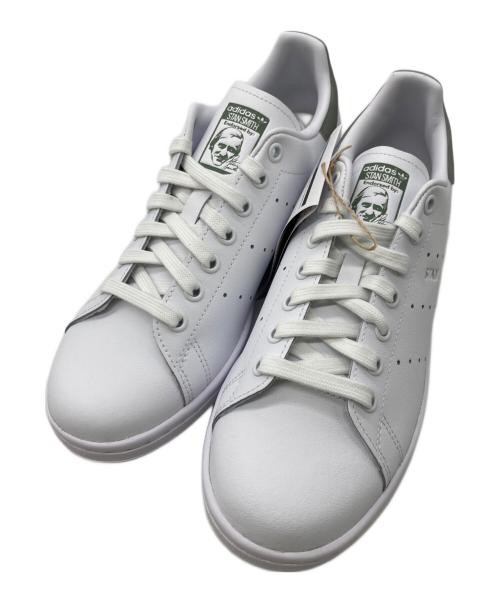 adidas（アディダス）adidas (アディダス) ローカットスニーカー ホワイト サイズ:25㎝ 未使用品の古着・服飾アイテム