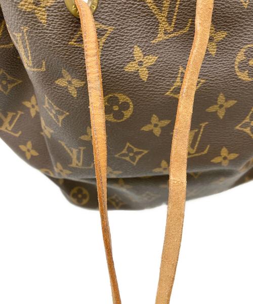 LOUIS VUITTON（ルイ ヴィトン）LOUIS VUITTON (ルイ ヴィトン) ショルダーバッグ　モノグラム　プチノエ ブラウンの古着・服飾アイテム