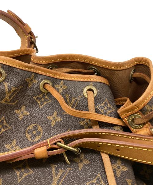 LOUIS VUITTON（ルイ ヴィトン）LOUIS VUITTON (ルイ ヴィトン) ショルダーバッグ　モノグラム　プチノエ ブラウンの古着・服飾アイテム